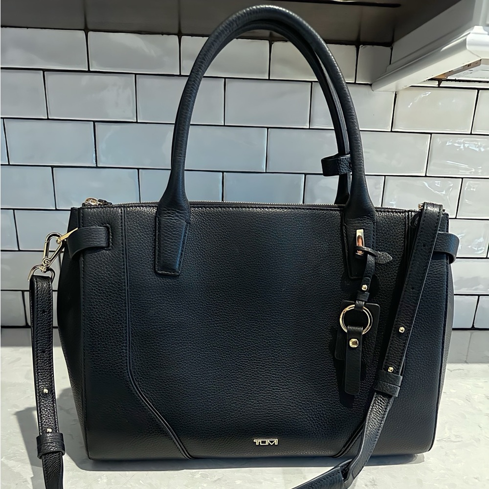 100% Leather Authentic Tumi Kiran Tote